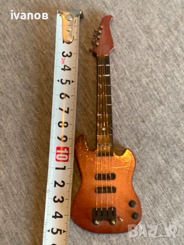 Мини модел на   китара, снимка 3 - Антикварни и старинни предмети - 43919025