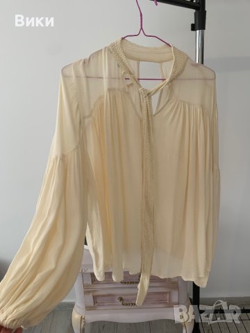 Дамска блуза в размер L/XL, снимка 3 - Блузи с дълъг ръкав и пуловери - 44085587