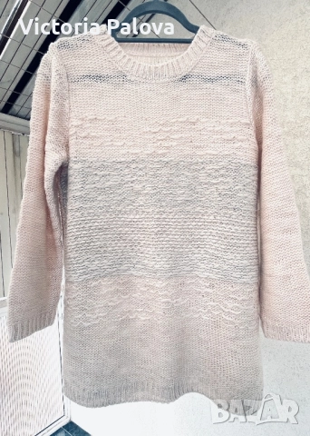 Скандинавско ръчно плетиво - нежен пуловер с фин люрекс