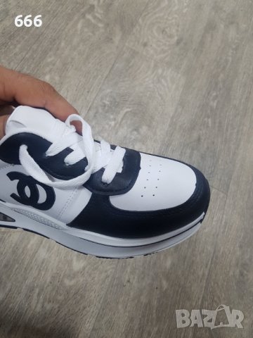 Обувки, снимка 2 - Дамски ежедневни обувки - 42995618