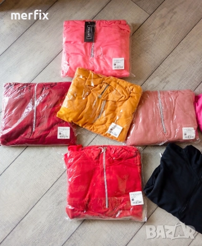 Спортни Дамски Екипи, снимка 17 - Спортни екипи - 52259672