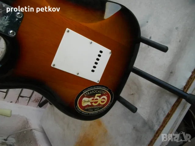 Fender Stratokaster by USA, снимка 3 - Струнни инструменти - 49576697
