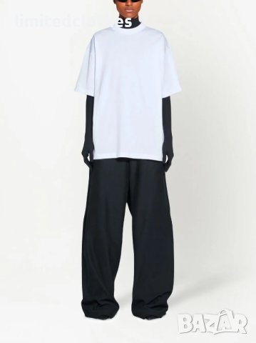 BALENCIAGA White Garde-Robe Care Label Logo Oversized Мъжка / Дамска Тениска size XS (М) и M (L), снимка 4 - Тениски - 42978941