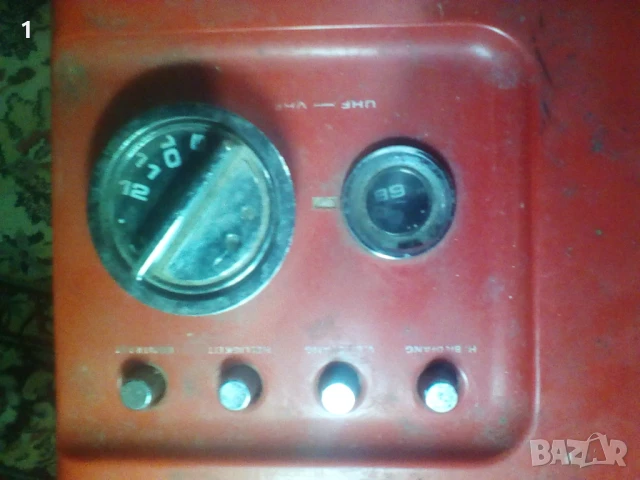 Мини ретро телевизорче , снимка 4 - Антикварни и старинни предмети - 51047215