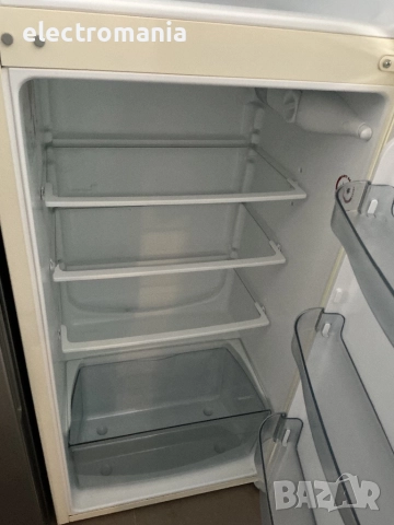 хладилник с отделна камера Point RR240CN, снимка 6 - Хладилници - 52314187