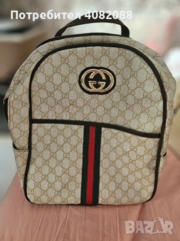 Дамска кожена раница Gucci в многоцветен десен