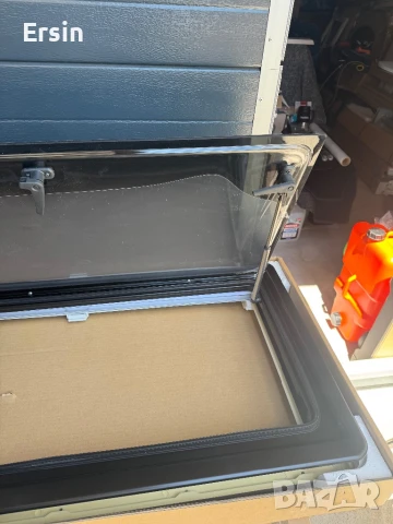 Прозорец Dometic Seitz с щора и комарник (Чисто нов) Монтажен размер : 1000х500, снимка 14 - Къмпинг мебели - 51321256