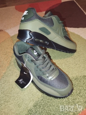NIKE AIR MAX 90