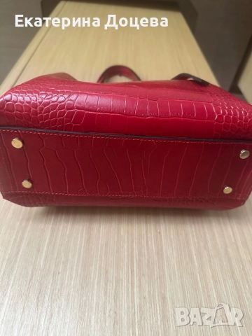Чанта тип крокодилска кожа, снимка 2 - Чанти - 51692801