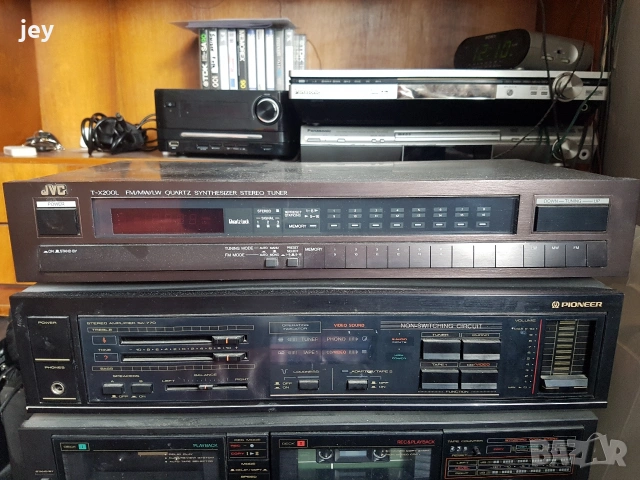 тунер JVC T-X200L