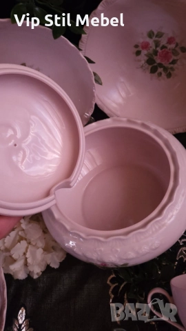 Розов порцеланов сервиз Hutschenreuther , снимка 9 - Сервизи - 52668065