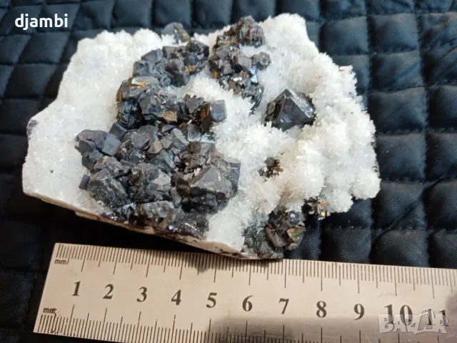 №170,Кварц, Кварцова друза със сфалерит, Планински кристал, Кристали,Минерали,Родопи,