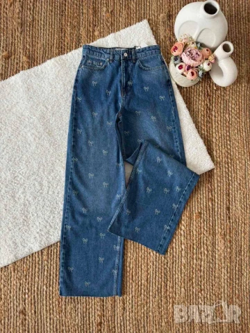 Дънки с панделки