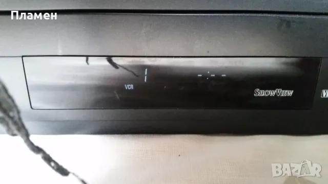 Видео GRUNDIG GV 9300 SV, снимка 2 - Плейъри, домашно кино, прожектори - 49894847