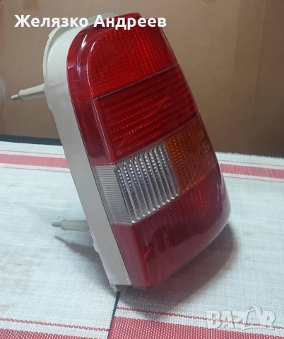 Форд Сиера 82-90 десен стоп , снимка 2 - Части - 53399660