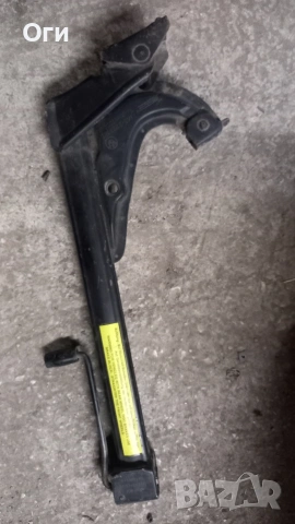 Оригинален крик за БМВ Е34