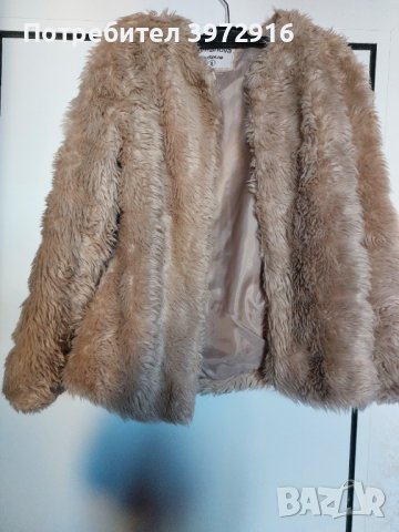 Късо зимно палто , снимка 3 - Палта, манта - 44084563