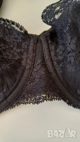 Черен сутиен Wolford 80D, снимка 9 - Бельо - 48508803