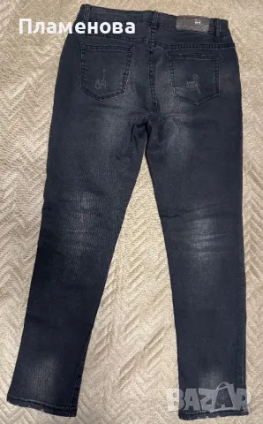 Дамски дънки с апликации - М, снимка 5 - Дънки - 49502342