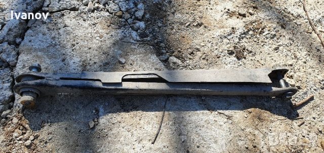 Ляв десен долен заден носач за бмв е36 е46 комплект с болт за реглаж