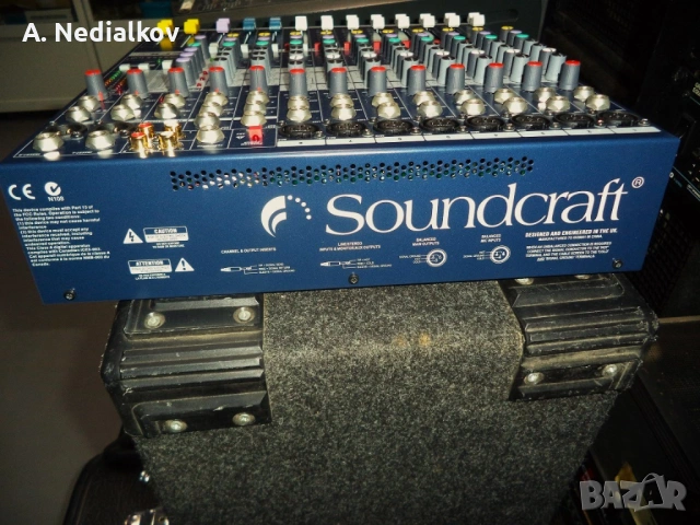 Audiomixer Soundcraft EFX8, снимка 2 - Ресийвъри, усилватели, смесителни пултове - 53481820