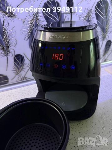 Air flayer Фритюрник с горещ въздух 2.6L, снимка 2 - Фритюрници - 51691939