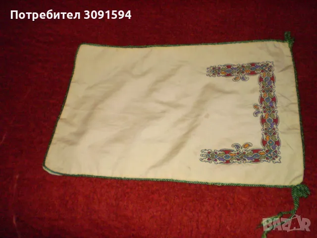Ръчно изработена  покривка с подплата традиционна Българска  ръчни бродерия, снимка 4 - Други ценни предмети - 48751365