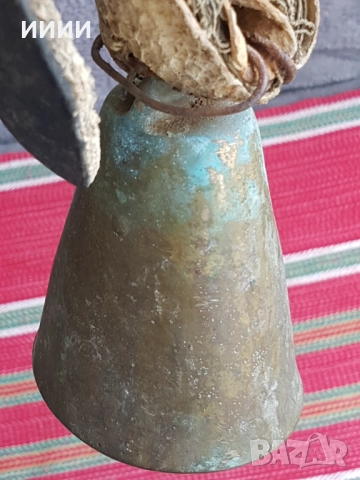 Бронзов чан звънец , снимка 2 - Антикварни и старинни предмети - 52060644