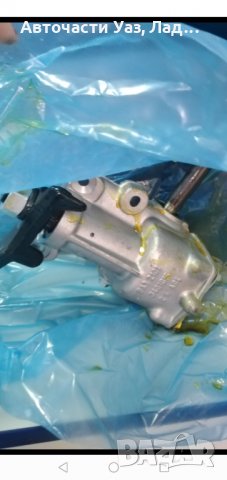 Кормилна кутия Лада Нива 2121,21213 оригинал, снимка 1