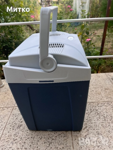 Хладилна чанта Mobicool 12v,25 литра, снимка 5 - Рутери - 47042185