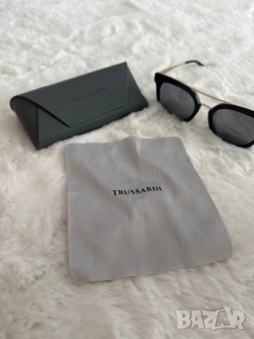 Дамски слънчеви очила Trussardi , оригинални, снимка 10 - Слънчеви и диоптрични очила - 50917420