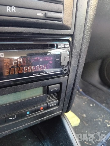 JVC KD R 4111, снимка 5 - Радиокасетофони, транзистори - 50589480