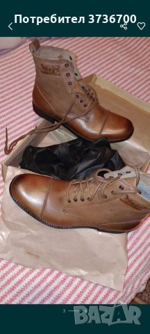 Levi's 150 лв оригинални чисто нови мъжки боти  номер 45