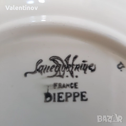 Старинен керамичен сервиз чинии- Dieppe- Франция , снимка 2 - Сервизи - 53221500