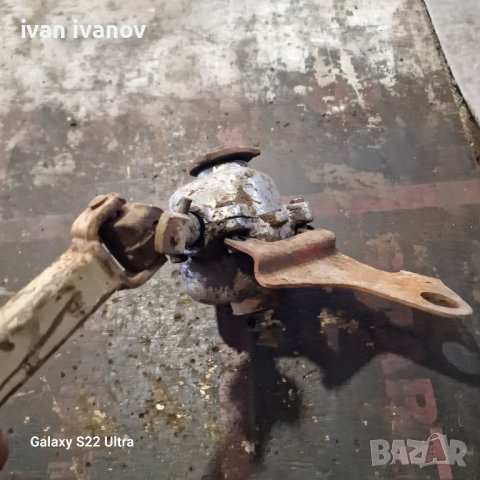 Малък Редуктор, снимка 4 - Други машини и части - 43996423