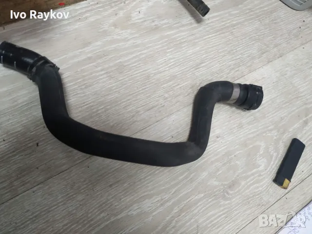 Маркуч , радиатор. AUDI, SEAT, SKODA, VW , 4F0 121 109 J, снимка 2 - Части - 48870363