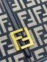 💥Fendi💥 уникални дамски чанти различни цветове🆕, снимка 13