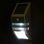 Слънчев фенер стена монтирани с датчик метално сребро LED бяла светлина 7.5x5x17 см , снимка 1 - Външни лампи - 28427179