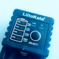 Зарядно за батерии LiitoKala Lii-100 0.5A/1A Li-ion Ni-MH USB, снимка 4 - Друга електроника - 39109000