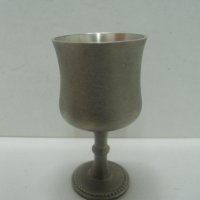 № 7323 стара метална чашка   - надпис / маркировка  - размер - височина 8 см , диаметър 4,2 см , снимка 1 - Други ценни предмети - 43555770