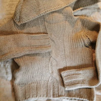Пуловер, снимка 1 - Блузи с дълъг ръкав и пуловери - 44912997