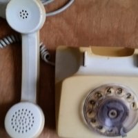 Стар домашен телефон с шайба, снимка 2 - Антикварни и старинни предмети - 39068667