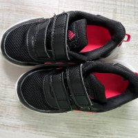 Adidas детски маратонки, снимка 1 - Детски маратонки - 43287704