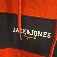 Jack and Jones  оригинален мъжки суитчер , снимка 1 - Спортни дрехи, екипи - 44016082