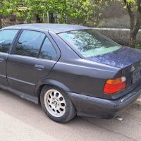 Bmw e36 318i 115кс със газов инжекцион цяла за части, снимка 2 - Автомобили и джипове - 40510720