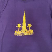 Лилава тениска Бурж Дубай, произведена в Обединените Арабски Емирства , оригинална , златен принт с , снимка 6 - Тениски - 37416372