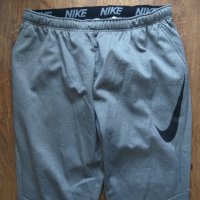 Nike Mens Therma Tapered Graphix Training Sweatpants - страхотно мъжко долнище КАТО НОВО 4ХЛ, снимка 4 - Спортни дрехи, екипи - 38363860