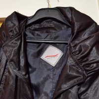 Черен дамски лъскав шлифер, снимка 4 - Палта, манта - 37860070