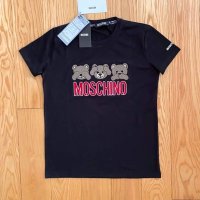 Оригинална мъжка тениска Moschino , снимка 1 - Тениски - 44138561