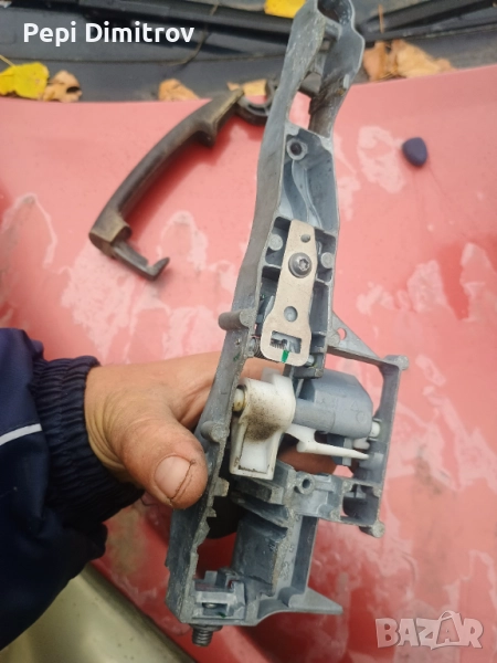 Предна лява дръжка + основа за отваряне врата Peugeot 207 (2006-2015, Пежо 207, снимка 1